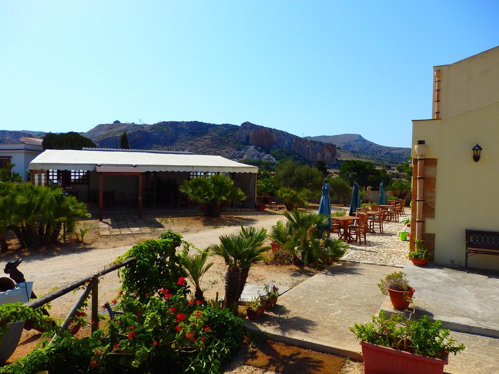 Baglio Cofano Rooms & Relax Custonaci Exterior foto